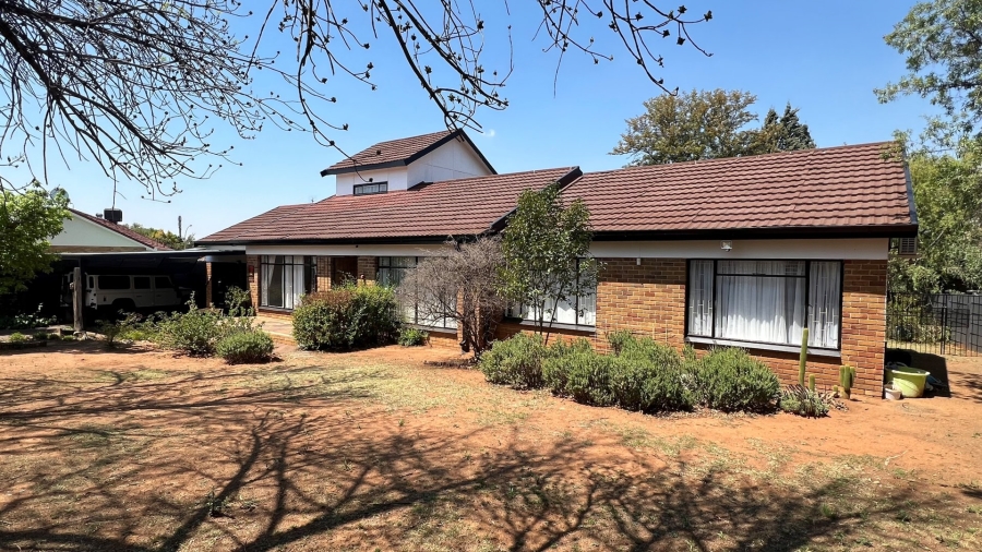 4 Bedroom Property for Sale in Universitas Ridge Free State